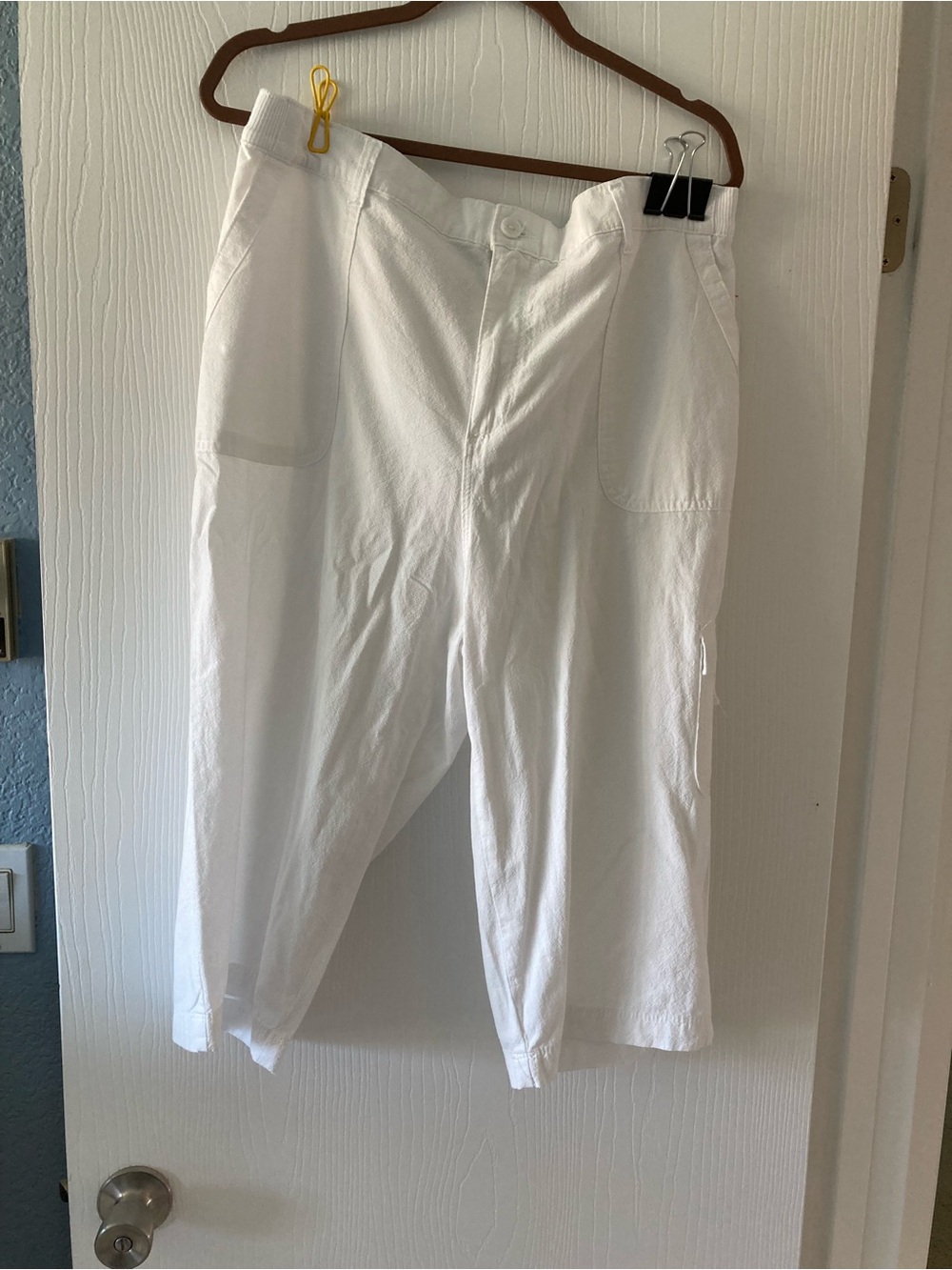 Gloria Vanderbilt White Men's Chino-Style Cotton Pants